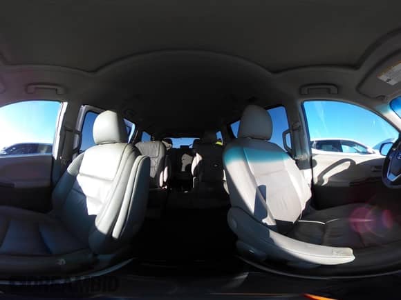 2016 Toyota Sienna XLE with VIN 5TDYK3DC6GS758189, listed as a IAAI auction lot 41598251 with 129,050 mi miles and . Bid and sale history available at DreamBid. Image 19.