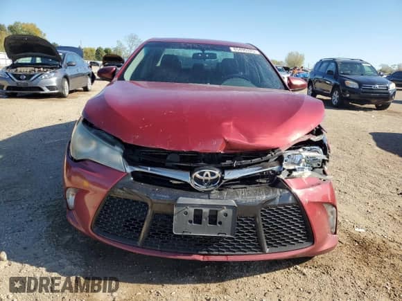 2015 Toyota Camry SE z VIN 4T1BF1FK7FU933851, wystawiony jako Copart lot #85495325 z przebiegiem 206 465 mil mil oraz Szkoda całkowita • Salvage title. Historia ofert i sprzedaży dostępna na DreamBid. Obrazek 5.