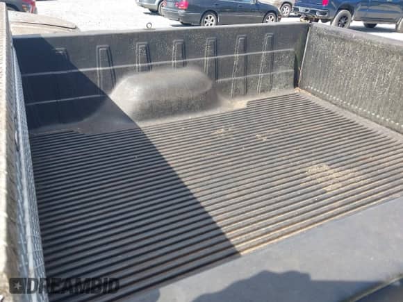 1992 Ford F-150 z VIN 1FTDF15Y1NLA51467, wystawiony jako IAAI lot #43498508 z przebiegiem 63 809 mil mil oraz . Historia ofert i sprzedaży dostępna na DreamBid. Obrazek 8.