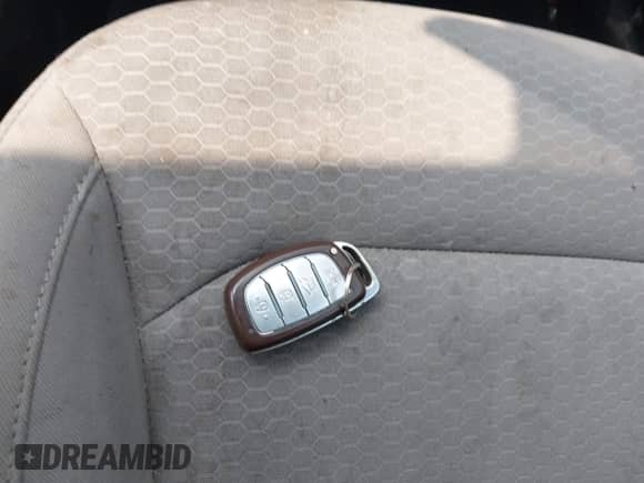 2020 Hyundai Elantra SEL with VIN KMHD84LFXLU986230, listed as a IAAI auction lot 42918707 with 140,876 mi miles and . Bid and sale history available at DreamBid. Image 11.