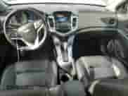 2014 Chevrolet Cruze LTZ z VIN 1G1PG5SB6E7431536, wystawiony jako Copart lot #82635945 z przebiegiem 80 618 mil mil oraz Szkoda całkowita • Salvage title. Historia ofert i sprzedaży dostępna na DreamBid. Obrazek 8.