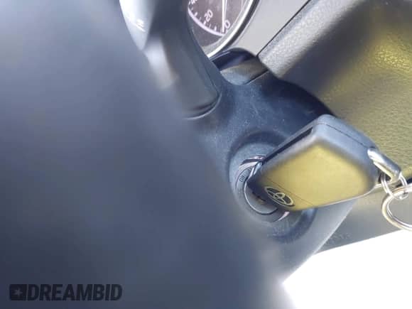 2019 Toyota Camry SE z VIN 4T1B11HK5KU261813, wystawiony jako IAAI lot #43349511 z przebiegiem 38 442 mil mil oraz . Historia ofert i sprzedaży dostępna na DreamBid. Obrazek 11.