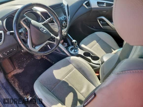 2014 Hyundai Veloster с VIN KMHTC6AD0EU186286, выставлен на аукционе Copart как лот 82402835 с пробегом 88 126 миль миль и Списание • Salvage title. История ставок и продаж доступна на DreamBid. Изображение 8.