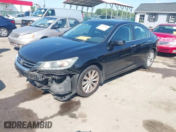 2015 Honda Accord EX-L z VIN 1HGCR3F88FA038890, wystawiony jako IAAI lot #42612761 z przebiegiem 183 207 mil mil oraz . Historia ofert i sprzedaży dostępna na DreamBid. Obrazek 2.