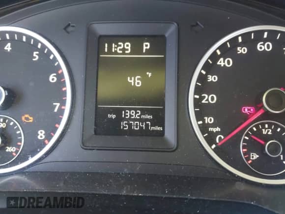 2011 Volkswagen Tiguan S с VIN WVGBV7AX8BW001617, выставлен на аукционе IAAI как лот 43566806 с пробегом 157 047 миль миль и . История ставок и продаж доступна на DreamBid. Изображение 7.