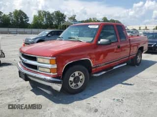 1996 Chevrolet Silverado 1500 с VIN 2GCEC19R7T1126417, выставлен на аукционе Copart как лот 67292645 с пробегом 310 656 миль миль и Списание • Salvage title. История ставок и продаж доступна на DreamBid. Изображение 1.