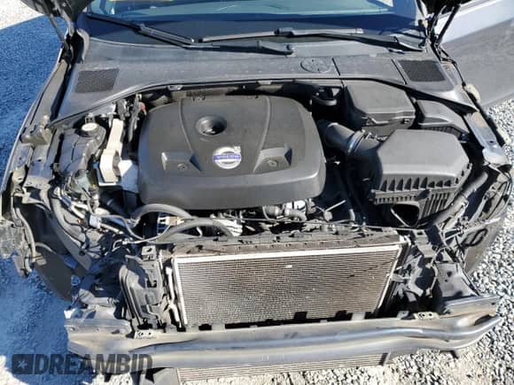 2015 Volvo S60 T5 Drive-E Platinum с VIN YV140MFM4F2353223, выставлен на аукционе Copart как лот 45112895 с пробегом 83 030 миль миль и Списание • Salvage title. История ставок и продаж доступна на DreamBid. Изображение 11.