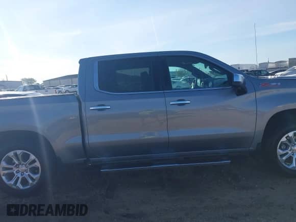 2024 Chevrolet Silverado 1500 LTZ с VIN 1GCUDGE84RZ309881, выставлен на аукционе IAAI как лот 41837654 с пробегом 8 873 миль миль и . История ставок и продаж доступна на DreamBid. Изображение 13.
