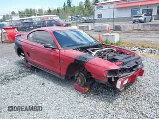 1996 Ford Mustang GT z VIN 1FALP42X9TF105380, wystawiony jako IAAI lot #42644023 z przebiegiem 211 882 mil mil oraz . Historia ofert i sprzedaży dostępna na DreamBid. Obrazek 1.