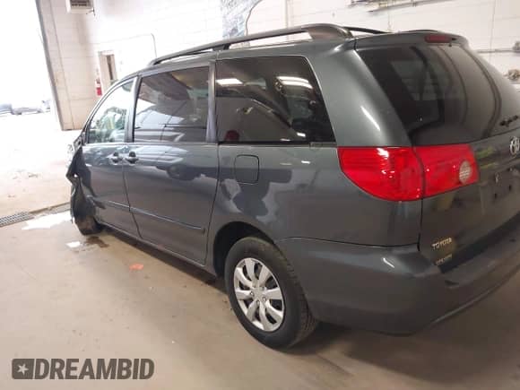 2010 Toyota Sienna CE с VIN 5TDKK4CC7AS342169, выставлен на аукционе IAAI как лот 43448371 с пробегом 267 574 миль миль и . История ставок и продаж доступна на DreamBid. Изображение 3.