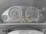 2016 BMW 3 Series 328i xDrive z VIN WBA8G5C57GK752874, wystawiony jako Copart lot #69624284 z przebiegiem 139 039 mil mil oraz Nie do naprawy • Non repairable. Historia ofert i sprzedaży dostępna na DreamBid. Obrazek 9.