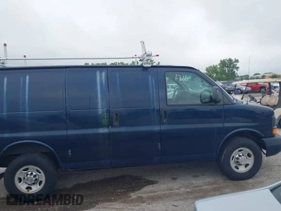 2014 Chevrolet Express Cargo с VIN 1GCWGFBA8E1136392, выставлен на аукционе IAAI как лот 43026716 с пробегом 233 303 миль миль и . История ставок и продаж доступна на DreamBid. Изображение 13.