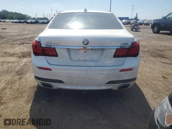 2015 BMW 7 Series 750Li xDrive с VIN WBAYF8C55FD654448, выставлен на аукционе Copart как лот 65222575 с пробегом 106 082 миль миль и Чистый • Clean title. История ставок и продаж доступна на DreamBid. Изображение 6.