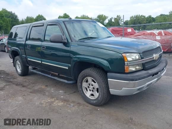 2005 Chevrolet Silverado 1500 Z71 with VIN 2GCEK13T651331737, listed as a IAAI auction lot 43072324 with 151,047 mi miles and . Bid and sale history available at DreamBid. Image 1.