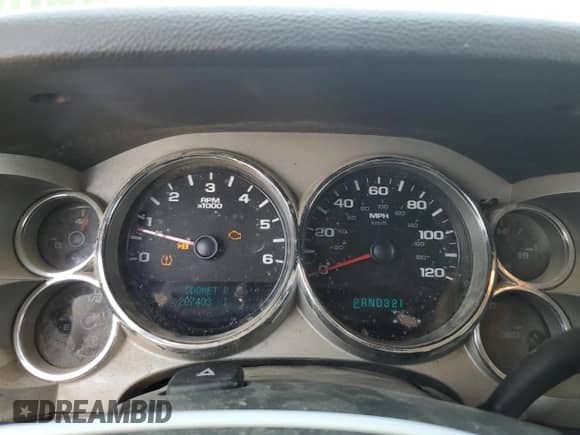 2007 Chevrolet Silverado 1500 LTZ z VIN 3GCEK13357G530160, wystawiony jako Copart lot #59669635 z przebiegiem 207 403 mil mil oraz Szkoda całkowita • Salvage title. Historia ofert i sprzedaży dostępna na DreamBid. Obrazek 9.
