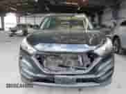 2017 Hyundai Tucson SE с VIN KM8J33A40HU265080, выставлен на аукционе Copart как лот 82314005 с пробегом 49 501 миль миль и Списание • Salvage title. История ставок и продаж доступна на DreamBid. Изображение 5.