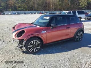 2021 MINI Hardtop Cooper S with VIN WMWXR5C09M2N40211, listed as a Copart auction lot 80420474 with 81,741 mi miles and Salvage title. Bid and sale history available at DreamBid. Image 1.