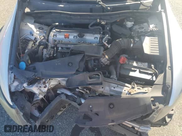 2011 Honda Accord SE с VIN 1HGCP2F67BA087717, выставлен на аукционе Copart как лот 84367365 с пробегом 176 215 миль миль и Списание • Salvage title. История ставок и продаж доступна на DreamBid. Изображение 11.