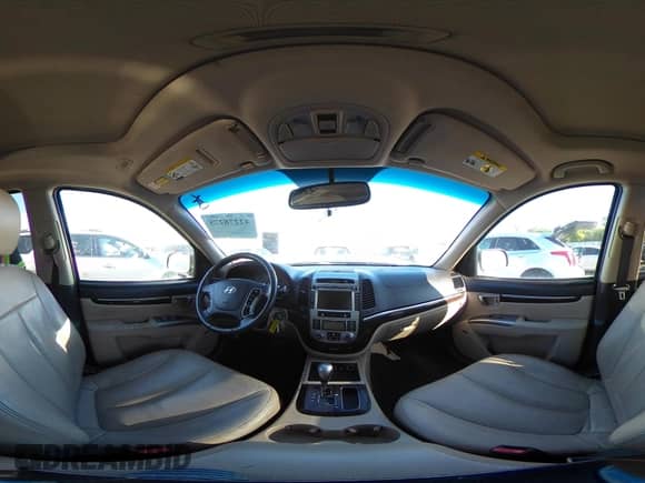 2012 Hyundai Santa Fe Limited with VIN 5XYZK4AG1CG136687, listed as a IAAI auction lot 42278275 with 138,764 mi miles and . Bid and sale history available at DreamBid. Image 18.