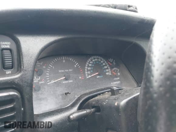 2001 Dodge 2500 с VIN 1B7KF236X1J539045, выставлен на аукционе IAAI как лот 42336915 с пробегом Не указан миль и . История ставок и продаж доступна на DreamBid. Изображение 16.