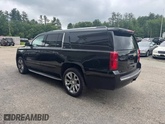 2016 Chevrolet Suburban LTZ с VIN 1GNSKJKC0GR282766, выставлен на аукционе Copart как лот 61401665 с пробегом 185 584 миль миль и Чистый • Clean title. История ставок и продаж доступна на DreamBid. Изображение 3.