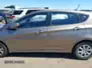 2013 Hyundai Accent GS с VIN KMHCT5AE7DU117306, выставлен на аукционе IAAI как лот 43347559 с пробегом 104 954 миль миль и . История ставок и продаж доступна на DreamBid. Изображение 14.