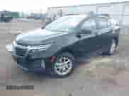 2023 Chevrolet Equinox LT z VIN 3GNAXUEG1PL106023, wystawiony jako IAAI lot #42973300 z przebiegiem 7 999 mil mil oraz . Historia ofert i sprzedaży dostępna na DreamBid. Obrazek 2.