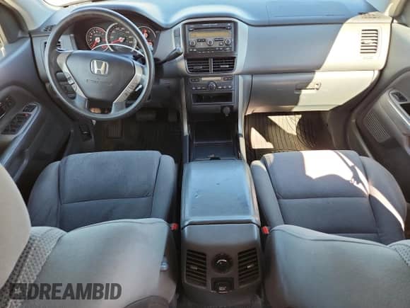 2007 Honda Pilot EX с VIN 5FNYF28447B019120, выставлен на аукционе Copart как лот 82505515 с пробегом 244 129 миль миль и На запчасти • Non repairable. История ставок и продаж доступна на DreamBid. Изображение 8.