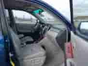 2007 Toyota Highlander w/3rd Row z VIN JTEDP21A670128944, wystawiony jako IAAI lot #43502852 z przebiegiem 256 971 mil mil oraz . Historia ofert i sprzedaży dostępna na DreamBid. Obrazek 5.