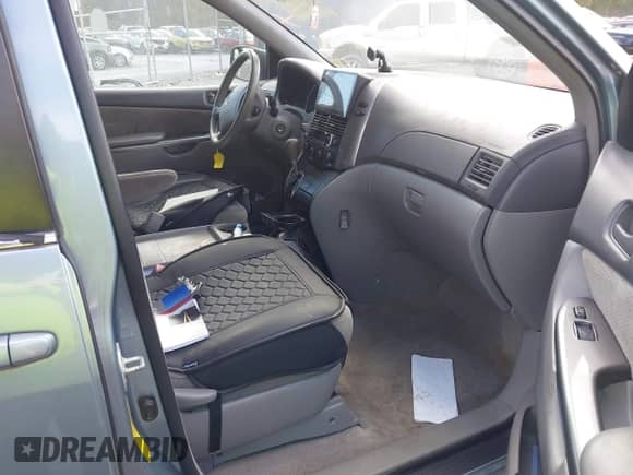 2010 Toyota Sienna CE с VIN 5TDKK4CC5AS299287, выставлен на аукционе IAAI как лот 43490705 с пробегом Не указан миль и . История ставок и продаж доступна на DreamBid. Изображение 5.