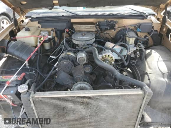 1989 Chevrolet Silverado 2500 с VIN 1GCFC24K9KE194820, выставлен на аукционе Copart как лот 49321135 с пробегом 128 005 миль миль и Списание • Salvage title. История ставок и продаж доступна на DreamBid. Изображение 11.