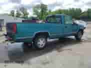 1996 GMC Sierra 1500 с VIN 1GTEC14R5TZ535756, выставлен на аукционе Copart как лот 61468735 с пробегом 145 833 миль миль и Списание • Salvage title. История ставок и продаж доступна на DreamBid. Изображение 3.