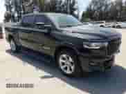 2025 Ram 1500 Big Horn z VIN 1C6RREFG8SN557170, wystawiony jako Copart lot #58267285 z przebiegiem 6 848 mil mil oraz Szkoda całkowita • Salvage title. Historia ofert i sprzedaży dostępna na DreamBid. Obrazek 4.
