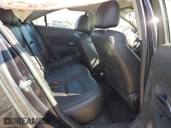 2015 Chevrolet Cruze LT z VIN 1G1PE5SB7F7252106, wystawiony jako Copart lot #81757365 z przebiegiem 92 972 mil mil oraz Szkoda całkowita • Salvage title. Historia ofert i sprzedaży dostępna na DreamBid. Obrazek 10.