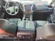 2018 Chevrolet Tahoe LT z VIN 1GNSKBKCXJR369197, wystawiony jako Copart lot #84227515 z przebiegiem 92 184 mil mil oraz Szkoda całkowita • Salvage title. Historia ofert i sprzedaży dostępna na DreamBid. Obrazek 8.