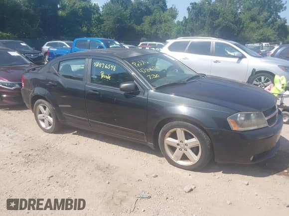 2008 Dodge Avenger R/T с VIN 1B3LC76M08N559667, выставлен на аукционе IAAI как лот 42876548 с пробегом 191 422 миль миль и . История ставок и продаж доступна на DreamBid. Изображение 1.