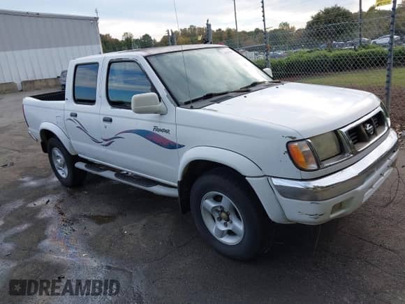 2000 Nissan Frontier XE с VIN 1N6ED27T6YC308822, выставлен на аукционе IAAI как лот 43515996 с пробегом 252 013 миль миль и . История ставок и продаж доступна на DreamBid. Изображение 1.