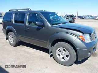 2006 Nissan Pathfinder LE z VIN 5N1AR18WX6C668609, wystawiony jako IAAI lot #43310392 z przebiegiem 173 403 mil mil oraz . Historia ofert i sprzedaży dostępna na DreamBid. Obrazek 1.