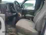 2012 Chevrolet Express Passenger 1LT с VIN 1GAZG1FG9C1143775, выставлен на аукционе Copart как лот 58383685 с пробегом Не указан миль и Списание • Salvage title. История ставок и продаж доступна на DreamBid. Изображение 7.