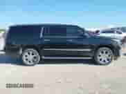 2019 Cadillac Escalade ESV Luxury с VIN 1GYS4HKJXKR125761, выставлен на аукционе IAAI как лот 42823842 с пробегом 118 954 миль миль и . История ставок и продаж доступна на DreamBid. Изображение 13.