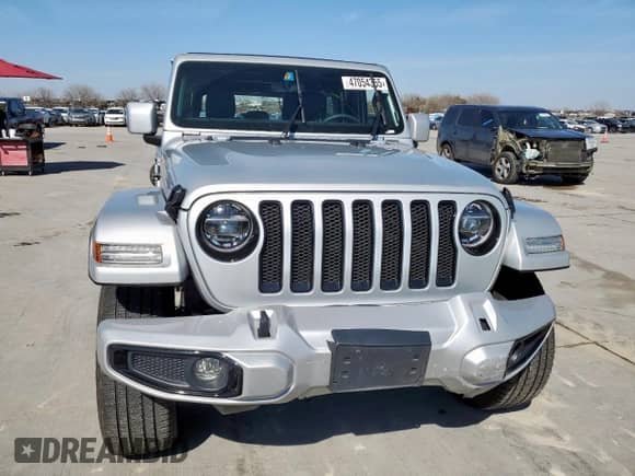 2022 Jeep Wrangler Unlimited Sahara Altitude with VIN 1C4HJXEN3NW261768, listed as a Copart auction lot 47054355 with 23,254 mi miles and Salvage title. Bid and sale history available at DreamBid. Image 5.