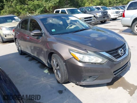 2016 Nissan Altima S z VIN 1N4AL3AP2GC133382, wystawiony jako IAAI lot #43350605 z przebiegiem 122 529 mil mil oraz . Historia ofert i sprzedaży dostępna na DreamBid. Obrazek 1.