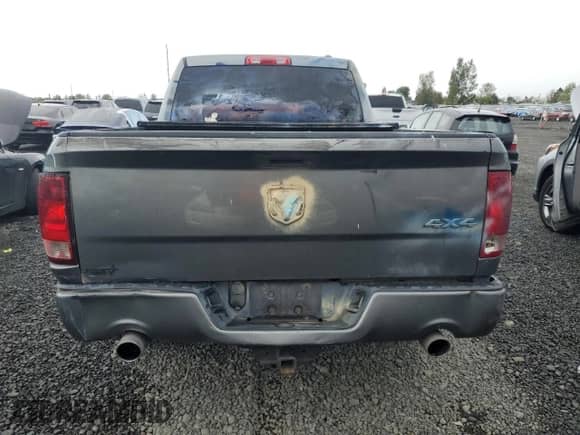 2012 Ram 1500 Express z VIN 1C6RD7FT2CS251429, wystawiony jako Copart lot #84569415 z przebiegiem 199 676 mil mil oraz Czysty tytuł • Clean title. Historia ofert i sprzedaży dostępna na DreamBid. Obrazek 6.