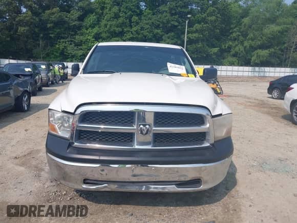 2009 Dodge 1500 SLT z VIN 1D3HB18P29S732322, wystawiony jako IAAI lot #42385852 z przebiegiem 309 859 mil mil oraz . Historia ofert i sprzedaży dostępna na DreamBid. Obrazek 12.