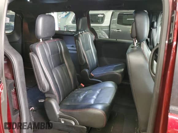 2017 Dodge Grand Caravan GT with VIN 2C4RDGEG6HR672561, listed as a Copart auction lot 85722665 with 266,811 mi miles and Clean title. Bid and sale history available at DreamBid. Image 11.