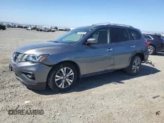 2020 Nissan Pathfinder S с VIN 5N1DR2AN4LC613900, выставлен на аукционе Copart как лот 71564205 с пробегом 47 044 миль миль и Списание • Salvage title. История ставок и продаж доступна на DreamBid. Изображение 1.