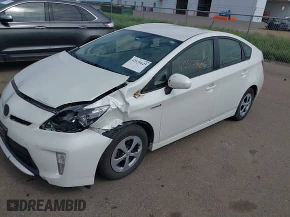 2015 Toyota Prius Four z VIN JTDKN3DU7F0470270, wystawiony jako IAAI lot #42578623 z przebiegiem 143 000 mil mil oraz . Historia ofert i sprzedaży dostępna na DreamBid. Obrazek 17.