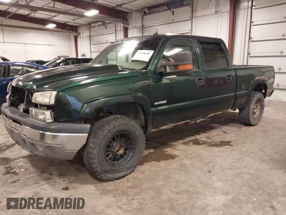2004 Chevrolet Silverado 2500 LS с VIN 1GCGK23U44F105601, выставлен на аукционе IAAI как лот 42668640 с пробегом 195 608 миль миль и . История ставок и продаж доступна на DreamBid. Изображение 2.