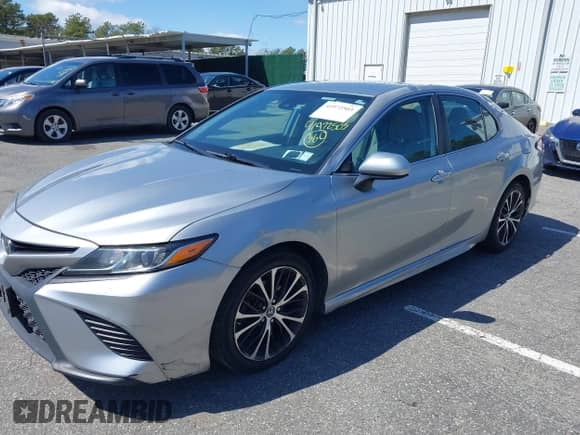 2019 Toyota Camry LE с VIN 4T1B11HK5KU719169, выставлен на аукционе IAAI как лот 41972503 с пробегом 194 259 миль миль и . История ставок и продаж доступна на DreamBid. Изображение 2.