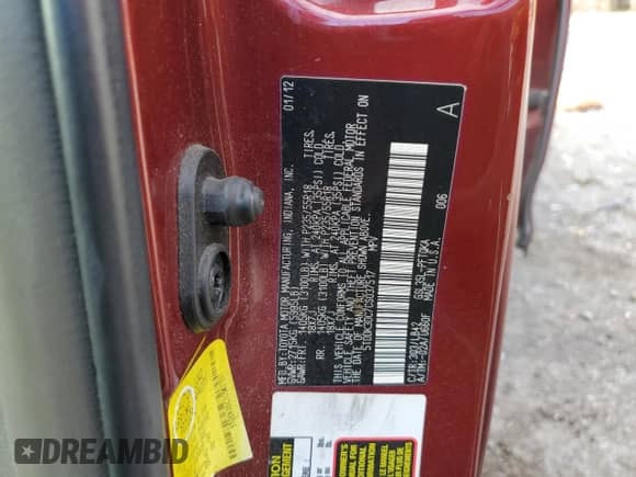 2012 Toyota Sienna XLE with VIN 5TDDK3DC7CS037517, listed as a Copart auction lot 86639205 with 295,162 mi miles and Salvage title. Bid and sale history available at DreamBid. Image 12.